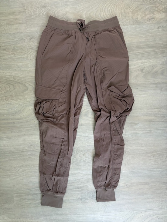 lululemon athletica Pants - lululemon athletica Women’s Coffee Brown Dance Studio Cargo Joggers